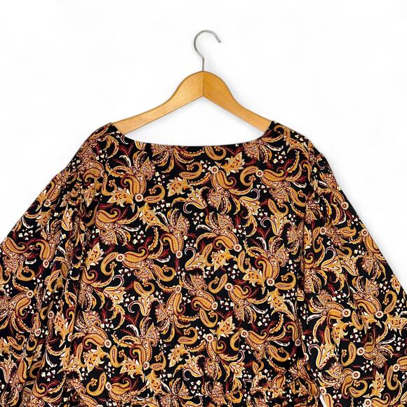 City Chic Women's Plus Size Aubree Print Shirt Size XL US 22 Black Gold Paisley - Picture 6 of 11